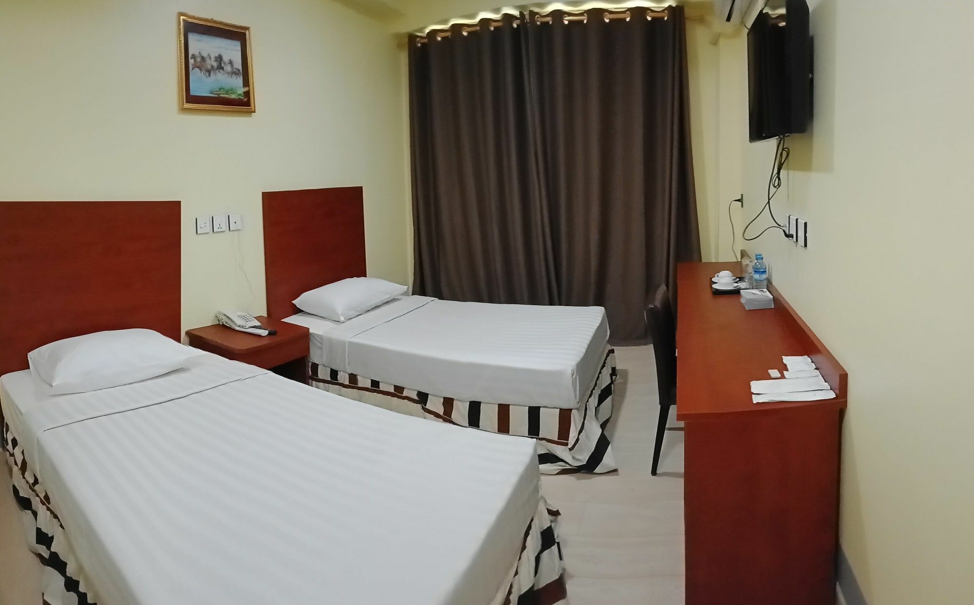 Hato Inn Янгон Экстерьер фото